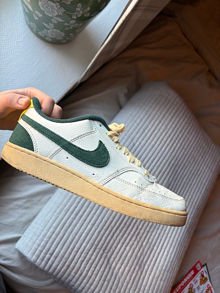 Product image 1 of 6