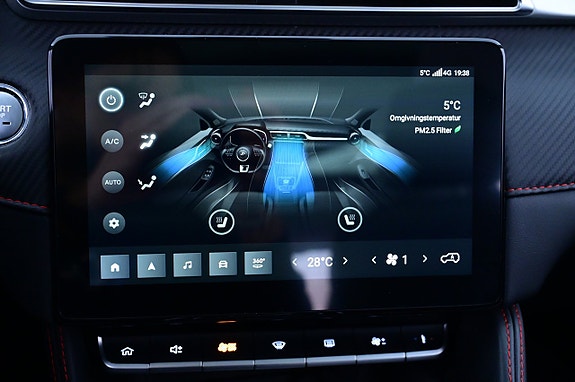 MG ZS 19 of 27