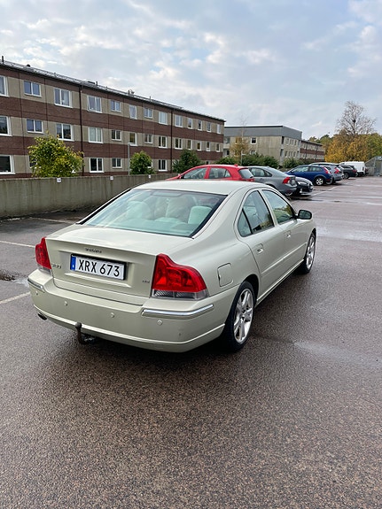 Volvo S60 5 of 11