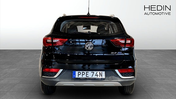 MG ZS EV 7 of 15