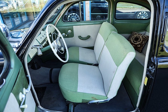 Volvo PV444 12 of 15