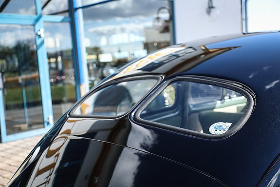 Volvo PV444 11 of 15