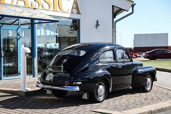 Volvo PV444 6 of 15