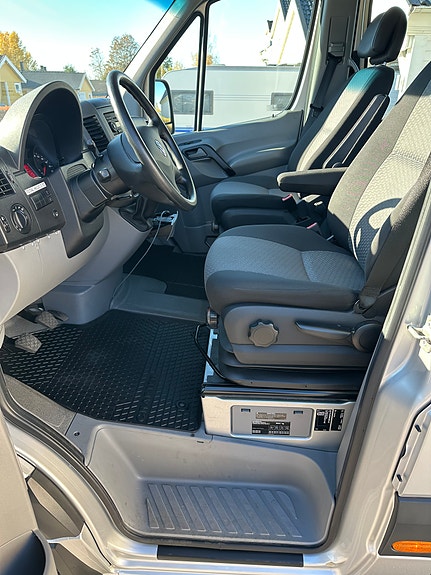 Volkswagen Crafter 35 7 of 12
