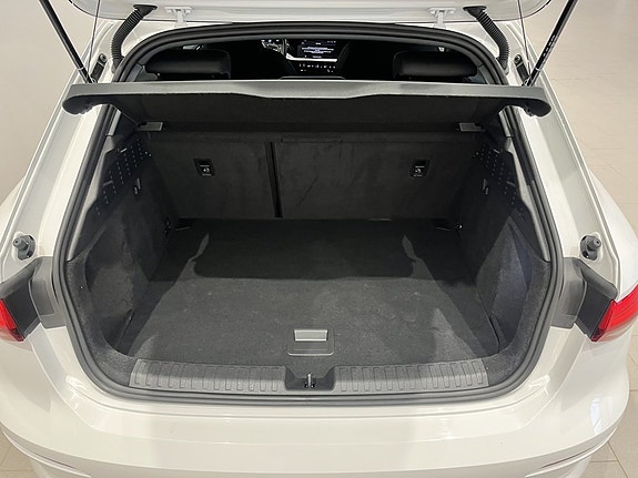 Audi A3 7 of 10