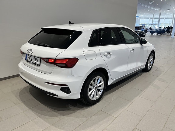 Audi A3 4 of 10