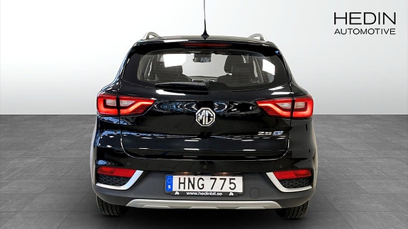 MG ZS EV 5 of 16