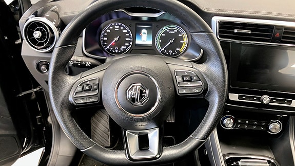 MG ZS EV 16 of 16