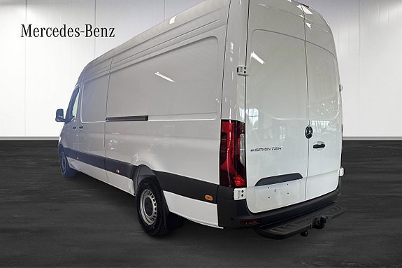 Mercedes-Benz eSprinter 420 3 of 16