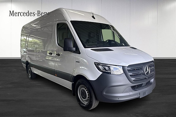 Mercedes-Benz eSprinter 420 2 of 16