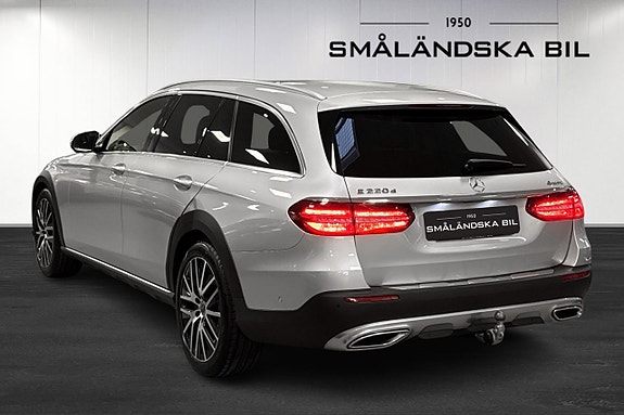 Mercedes-Benz E 220 d 3 of 21