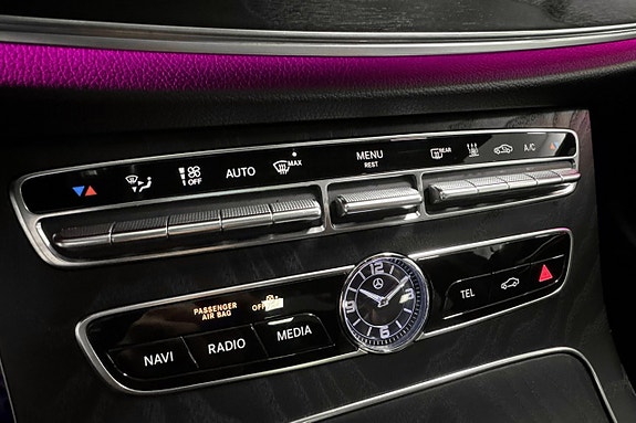 Mercedes-Benz E 220 d 10 of 21