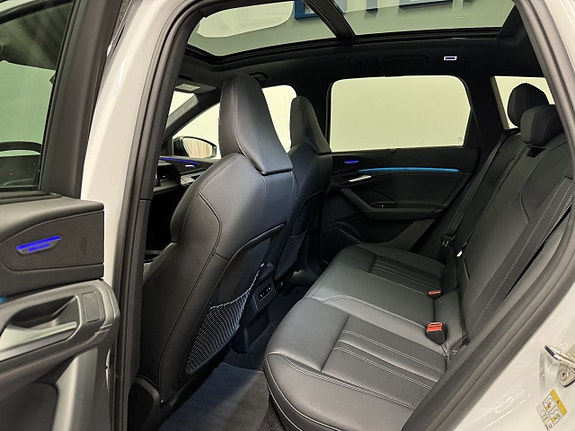 Audi Q6 e-tron 13 of 29