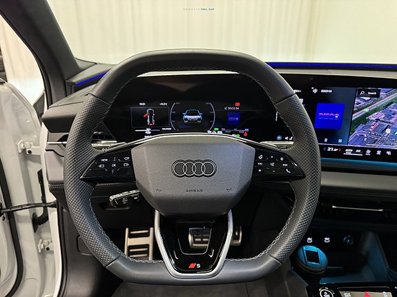 Audi Q6 e-tron 8 of 29