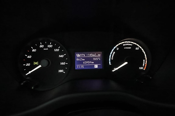 Mercedes-Benz eVito 111 13 of 18
