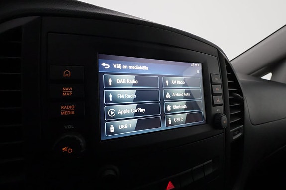 Mercedes-Benz eVito 111 15 of 18