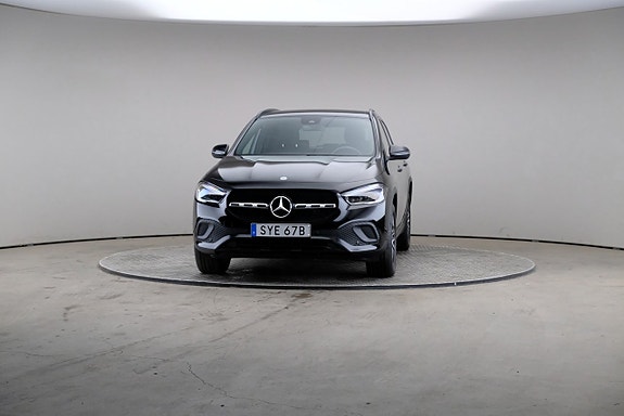 Mercedes-Benz GLA 250 e 3 of 28