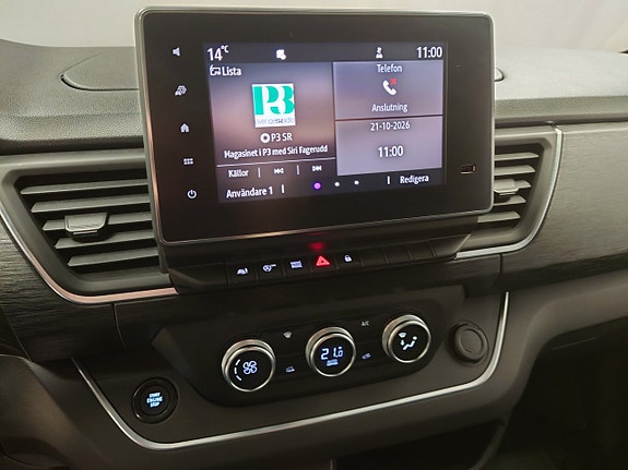 Renault Trafic 9 of 16