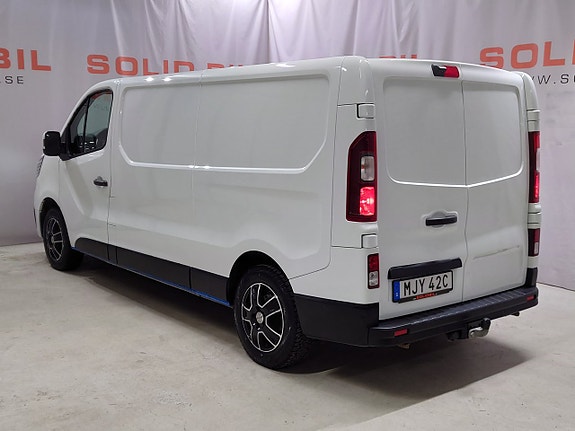 Renault Trafic 4 of 16
