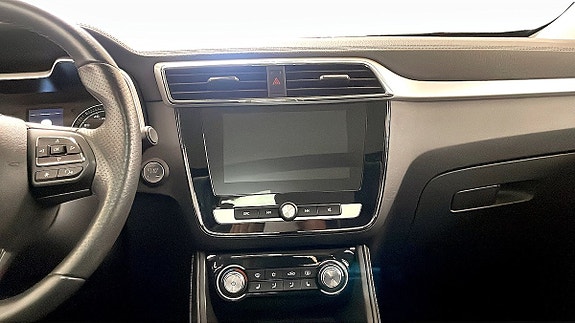 MG ZS 12 of 13