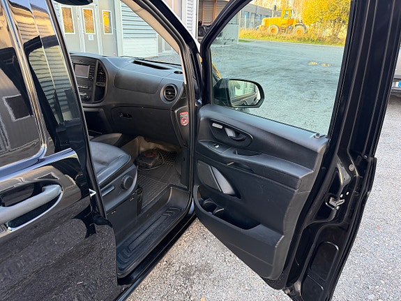 Mercedes-Benz Vito 119 15 of 17