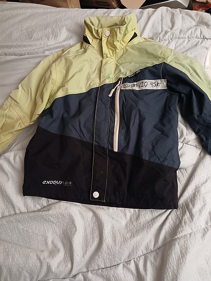 Product image 1 of 2