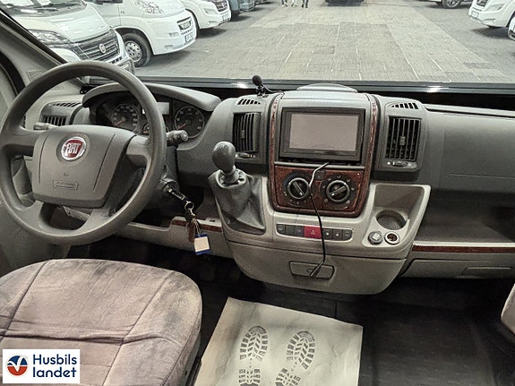 KABE TM750T 5 of 13