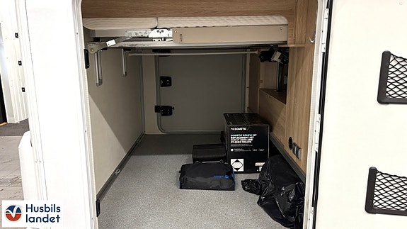 Knaus Sky I 700 LX 13 of 13