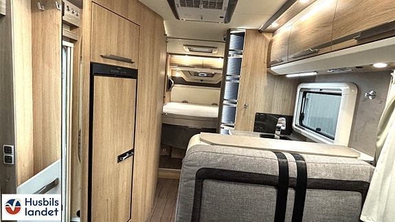 Knaus Sky I 700 LX 9 of 13