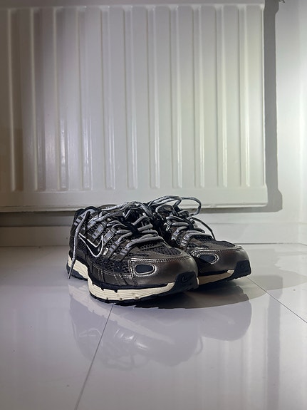 Product image 1 of 9