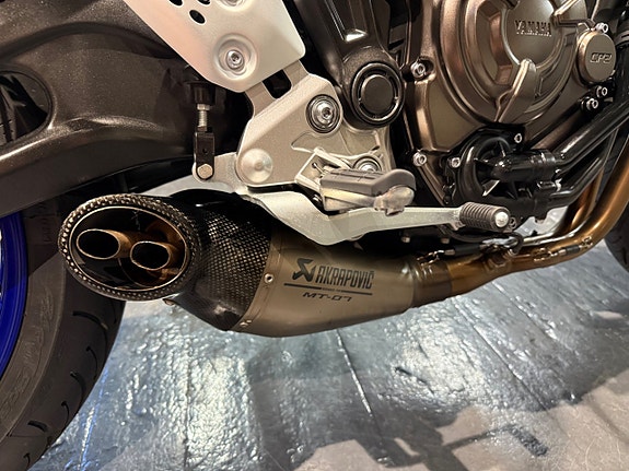 Yamaha MT-07 4 of 8