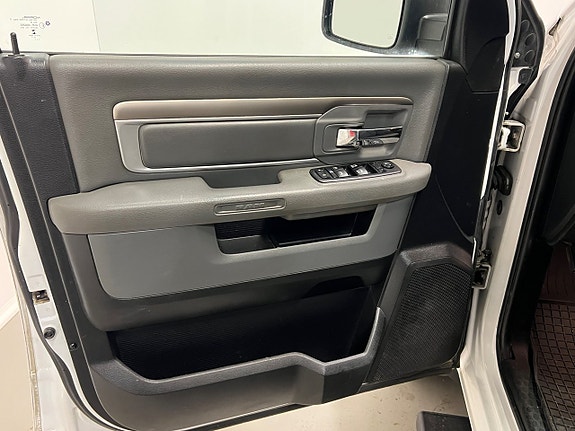 Dodge RAM 15 of 25