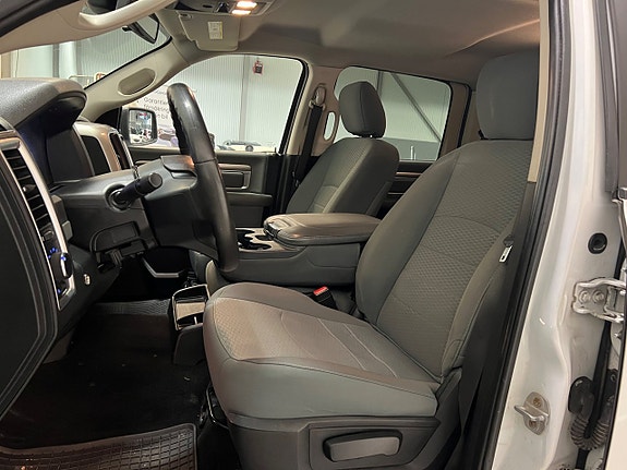 Dodge RAM 12 of 25
