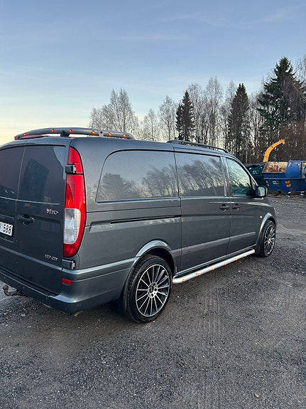 Mercedes-Benz Vito 122 4 of 8