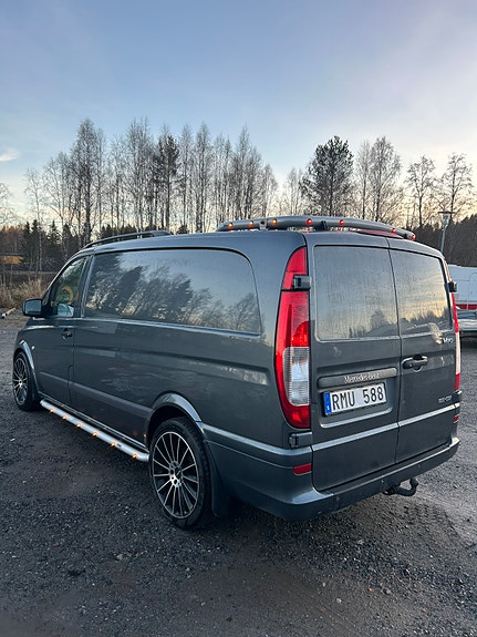 Mercedes-Benz Vito 122 3 of 8