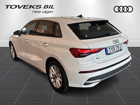 Audi A3 4 of 13