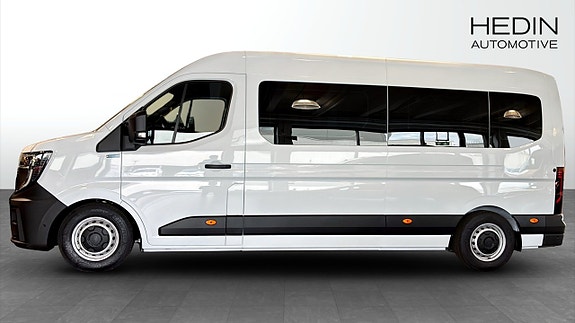 Renault Master 6 of 12