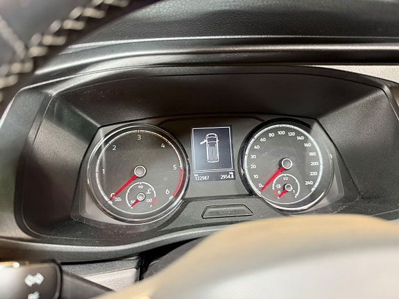 Volkswagen Transporter 11 of 24