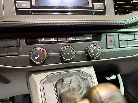 Volkswagen Transporter 17 of 24