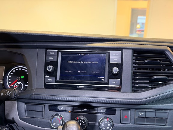Volkswagen Transporter 15 of 24