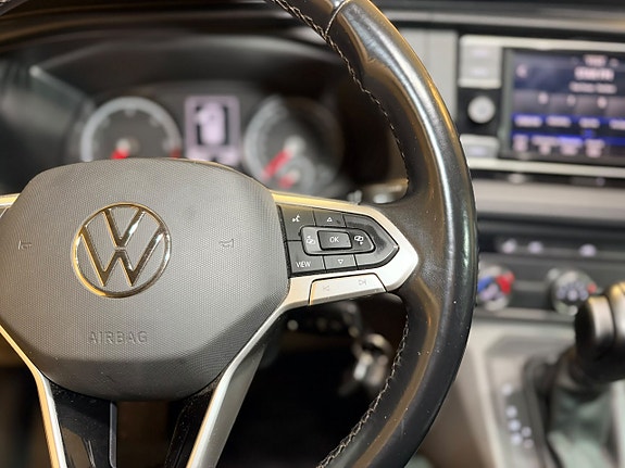 Volkswagen Transporter 10 of 24