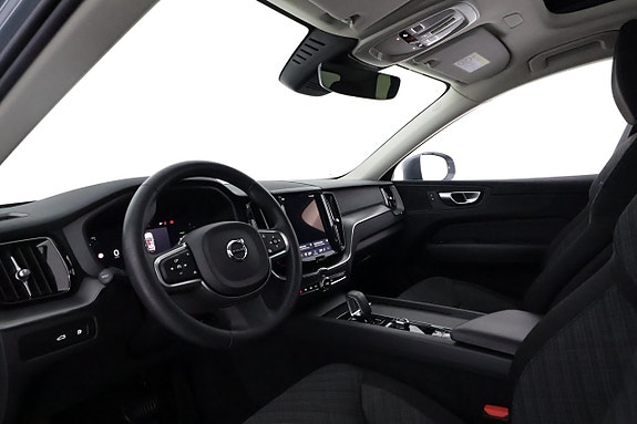 Volvo XC60 11 of 28