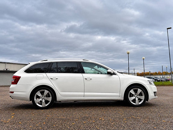 Skoda Octavia 6 of 21