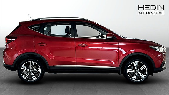 MG ZS EV 6 of 13