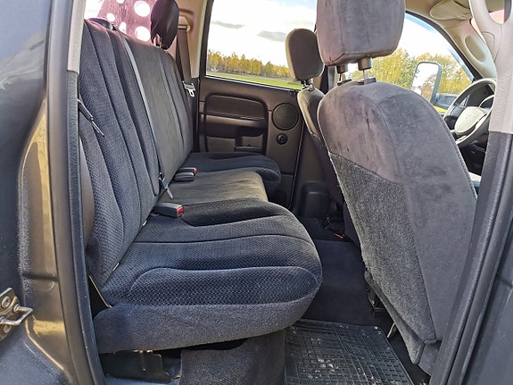 Dodge RAM 1500 9 of 11