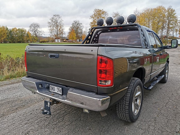 Dodge RAM 1500 4 of 11