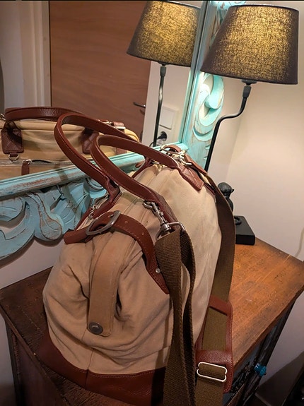 Product image 1 of 8