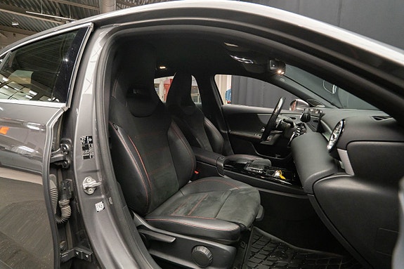 Mercedes-Benz A 250 e 20 of 25