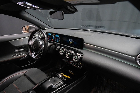 Mercedes-Benz A 250 e 21 of 25