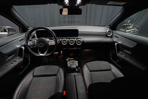 Mercedes-Benz A 250 e 12 of 25